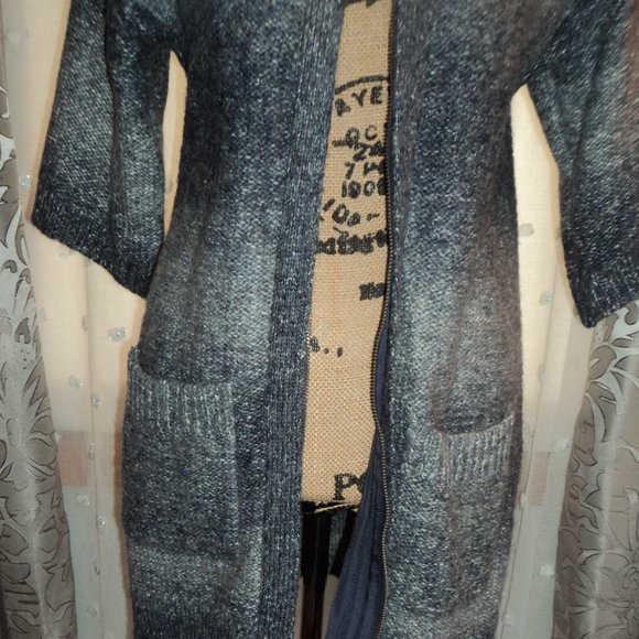 Chico's Full-Zip Cardigan Sweater -- Chico's Size 1 - Picture 5 of 10